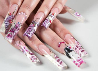 Nailympics 2015, le unghie più strane e curiose Nailympics 2015 Roma Unghie Piu Strane Classifica Alice Paese Meraviglie Oriente