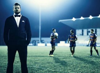 Sportivo, chi io? Allenarsi in smoking con la tuta Tailor di Kappa