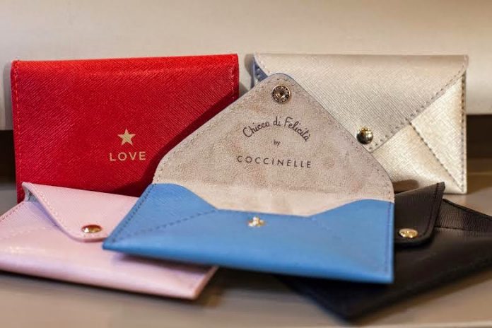 Chicco e Coccinelle Serena Autieri Testimonial Bustina Felicità Opera Sostegno Charity