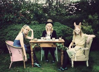 Consigli di stile, i look ispirati ad Alice nel Paese delle Meraviglie