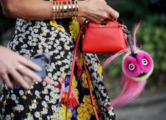 Fendi Micro Bag, sold out in una sola giornata Fendi Micro Mini Bag Tutto Esaurito Sold Out Giornata