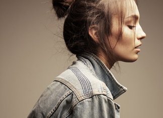 Trend di primavera: acconciatura spettinata