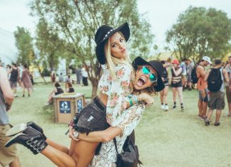 Al Coachella Festival i look Seventies delle celebrità