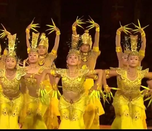 Le mille braccia nella celebre coreografia cinese – VIDEO