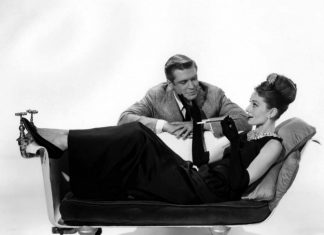 Ferragamo celebra l’iconica ballerina di Audrey Hepburn-VIDEO