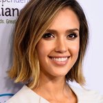 Tendenza Capelli Ecaille 2015 Jessica Alba