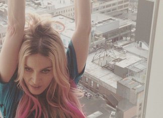 I capelli rosa di Madonna, condivisa la foto su Instragram capelli rosa di madonna rebel heart