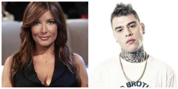 selvaggia lucarelli contro fedez facebook