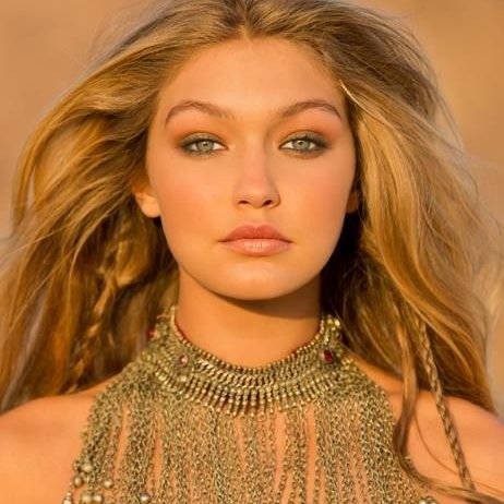 Tutti pazzi per Gigi Hadid, 5 cose da sapere sulla modella